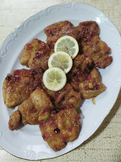 Una foto de Pollo al limón