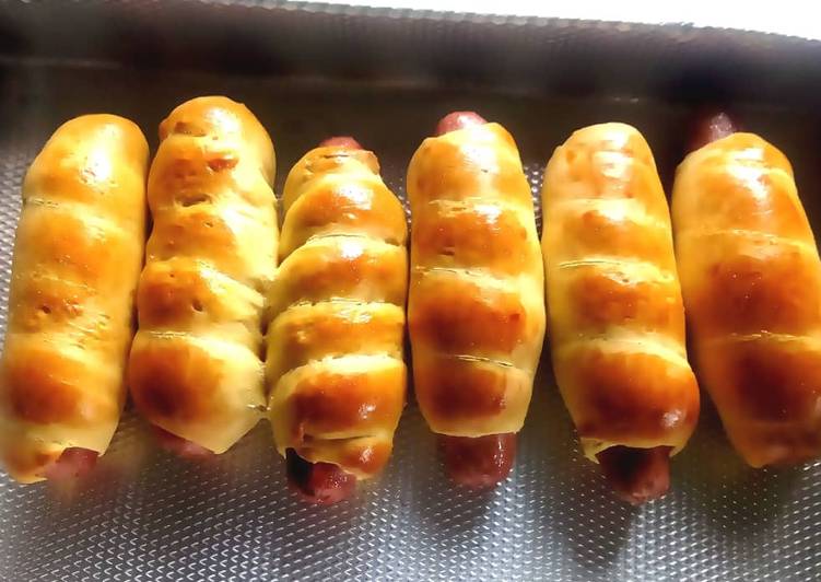 Steps to Make Speedy Hot dog roll