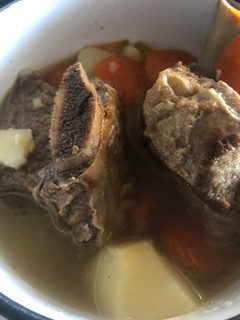 Una foto de Estofado de asado de tira