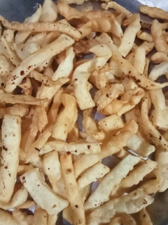 नमक पारे (namak pare recipe in Hindi) रेसिपी मुख्य फोटो