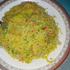 A picture of My indomie 😋.