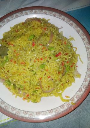 A picture of My indomie 😋.