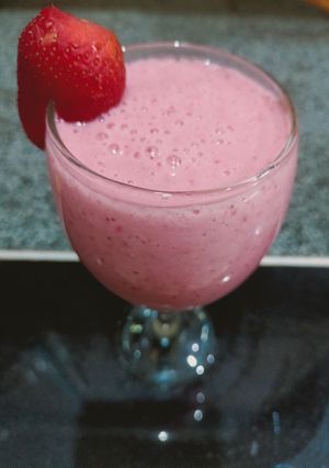 A picture of Frozen strawberry shake.