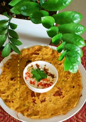A picture of Thalipeeth (थालीपीठ).