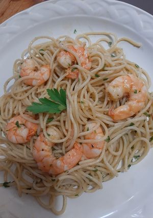Una foto de Espagueti con camarones