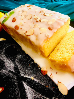 A picture of Lemon cake.