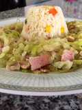 Ensalada de repollo y tocino