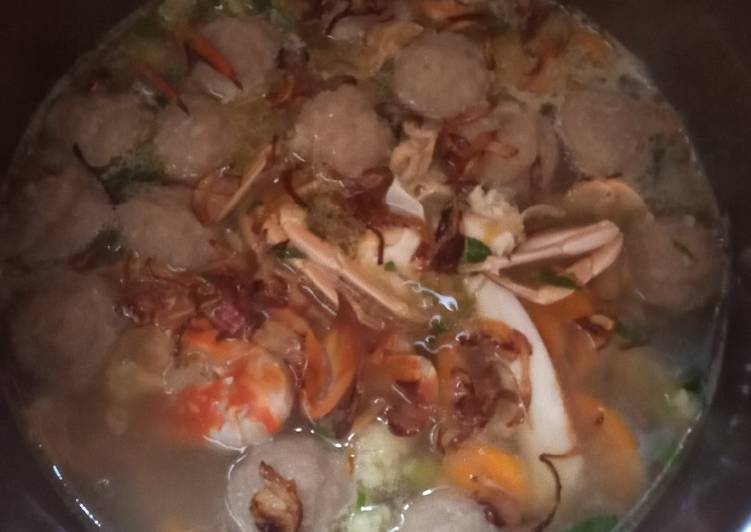 Sup kepiting bakso simple