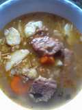 Sopa de costilla de res