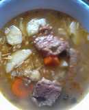 Sopa de costilla de res