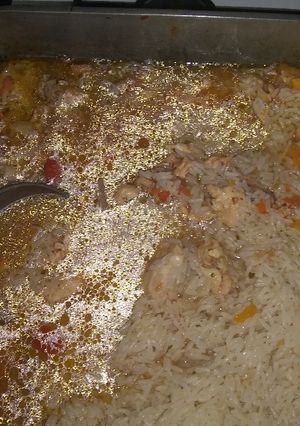 Una foto de Guiso de arroz con pollo