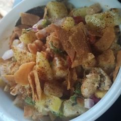 A picture of Chatpata papari chat.