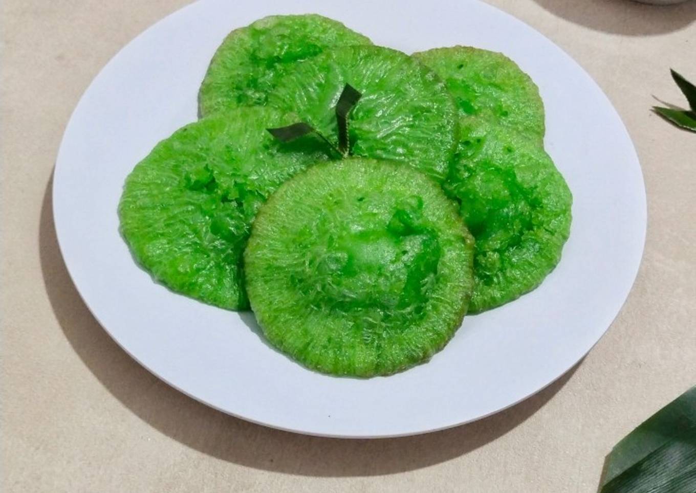 479.Kue Kucur Pandan