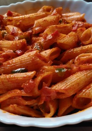 A picture of Chilli pasta.