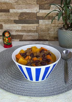 Una foto de Guiso Carrero de Porotos Colorados