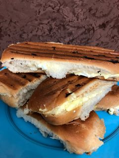 صورة لوصفة سندويشات بيض والجبنه السائلة 👍👍👍😋