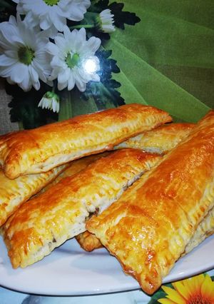 Zdjęcie przepisu Pieczarki w cieście francuskim.