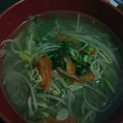 Sayur toge bayam pedas simple রেসিপির প্রধান ছবি