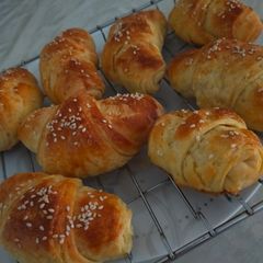A picture of Butter croissants.
