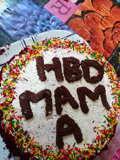 A picture of Red velvet cake.