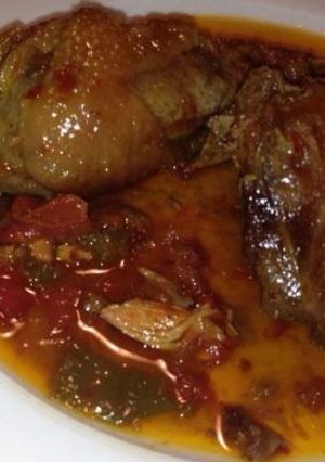 Foto principal de Pitu caleya (pollo de corral)