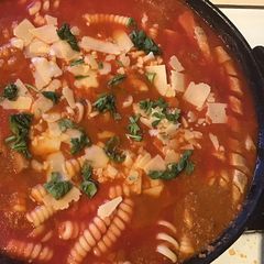 A picture of California Farm Fresh Beef Bolognese Fusilli Dinner.