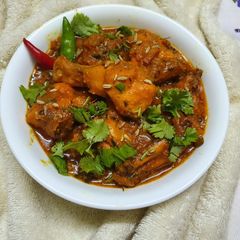 A picture of Chicken Curry with Fennel Seeds and Kasoori Methi.