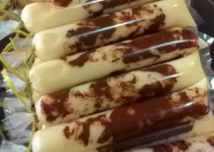 Rahasia Menghidangkan Es Lilin Pasta Coklat Anti Ribet!