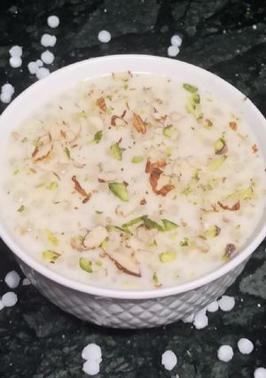 साबूदाना की खीर (Sabudana ki kheer recipe in hindi) रेसिपी मुख्य फोटो