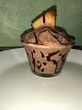 Nieve de Chocolate con culis de Jamaica y galleta de masa quebrada