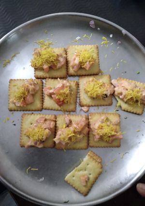A picture of Cracker Chat.