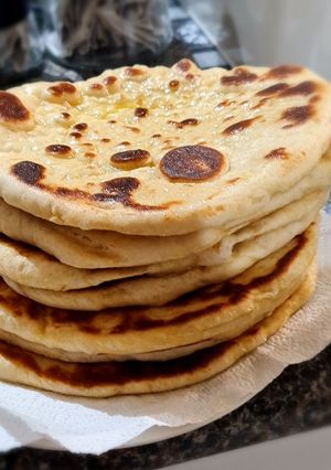 A picture of Naan.