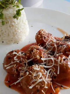 Una foto de Albóndigas mixtas