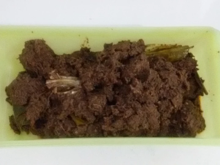 Langkah Mudah untuk Membuat Resep  Rendang Daging Rumahan ala Mahfrizha Kifani yang Sempurna, Lezat Sekali