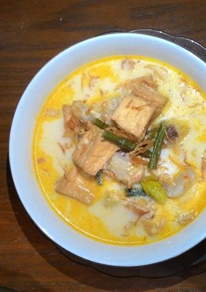 Foto resep Lontong Sayur Rumahan