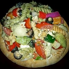 A picture of Mike's Chilly Greek Pita Salad.