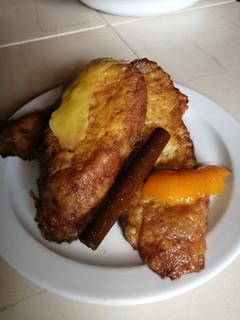 Una foto de Torrijas de vino
