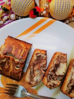 ஜீப்ரா மார்பில் கேக் (zebra marble cake recipe in Tamil) செய்முறை முக்கிய புகைப்படம்
