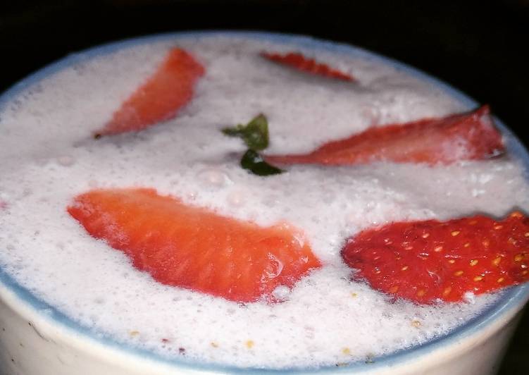 Recipe of Super Quick Homemade Strawberry Frappe