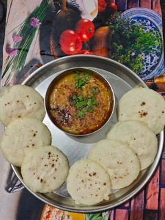 ઇડલી સંભાર(Idli Sambhar Recipe in Gujarati) રેસીપી મુખ્ય ફોટો