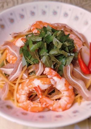 Hình của món Gỏi ĐU ĐỦ.