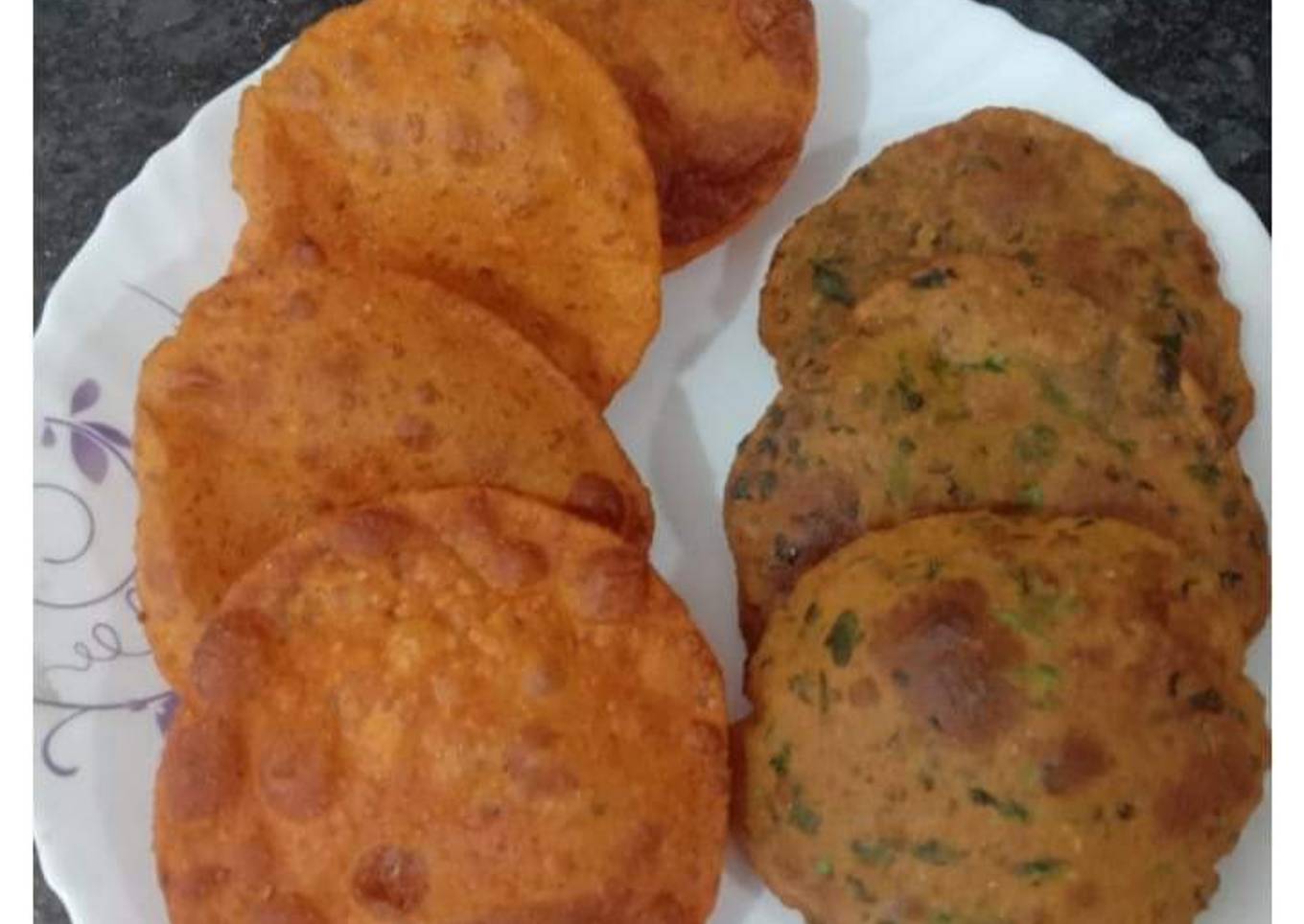 Palak pooris & masala pooris