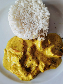 Una foto de Pollo al curry express