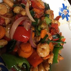 A picture of Veggies shrimp sauce.