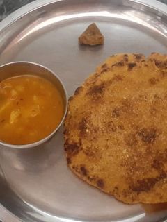 आलू टमाटर की सब्जी(ALOO TAMATAR K SABZI RECIE IN HINDI) रेसिपी मुख्य फोटो