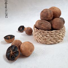 A picture of Homemade Dried Persian Limes (Limoo Amani).