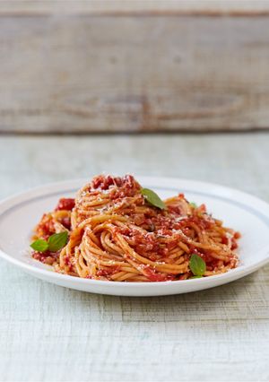 A picture of Classic Tomato Spaghetti.