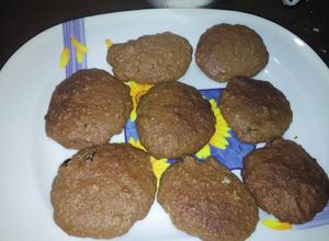 Una foto de Galletas de avena, cacao y pasas de uva