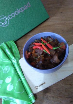Foto resep Oseng Kikil Pedas
