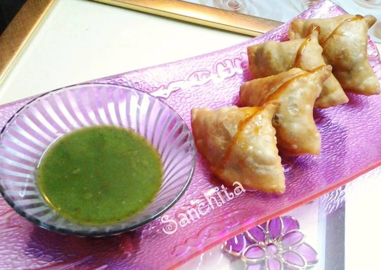 How to Make Ultimate Crispy Aaloo Matar ke Samose